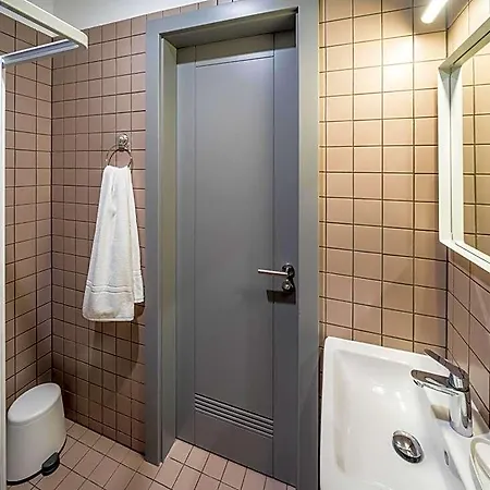 Saida - Quality Hostal Riga